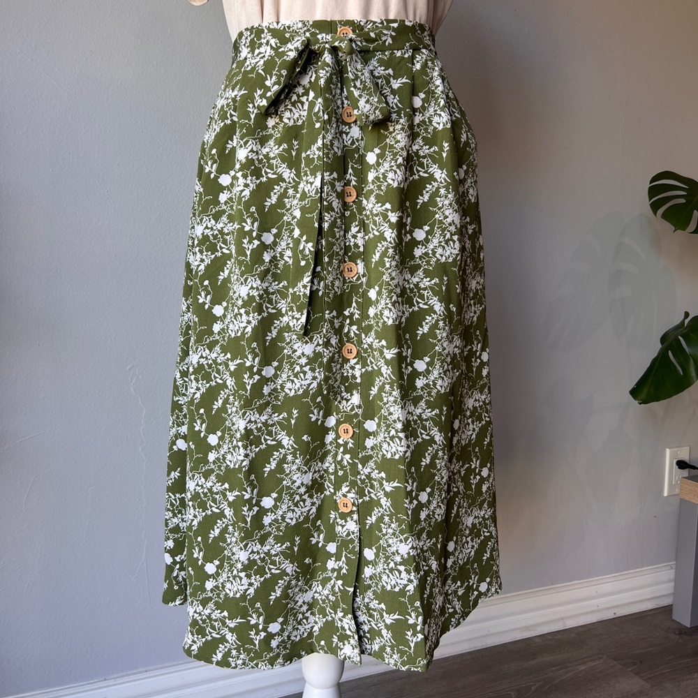 Floral Buttoned Midi Skirt - Olive Green